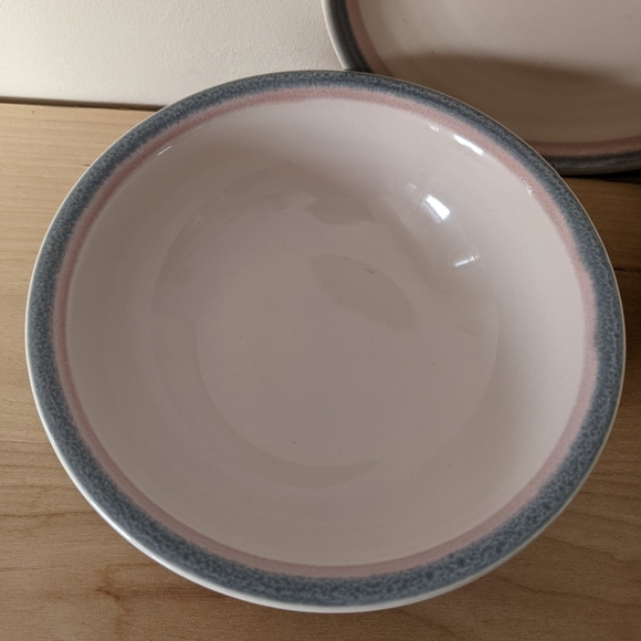Aura Pink Pfaltzgraff soup bowls and one salad plate - Picture 3 of 12